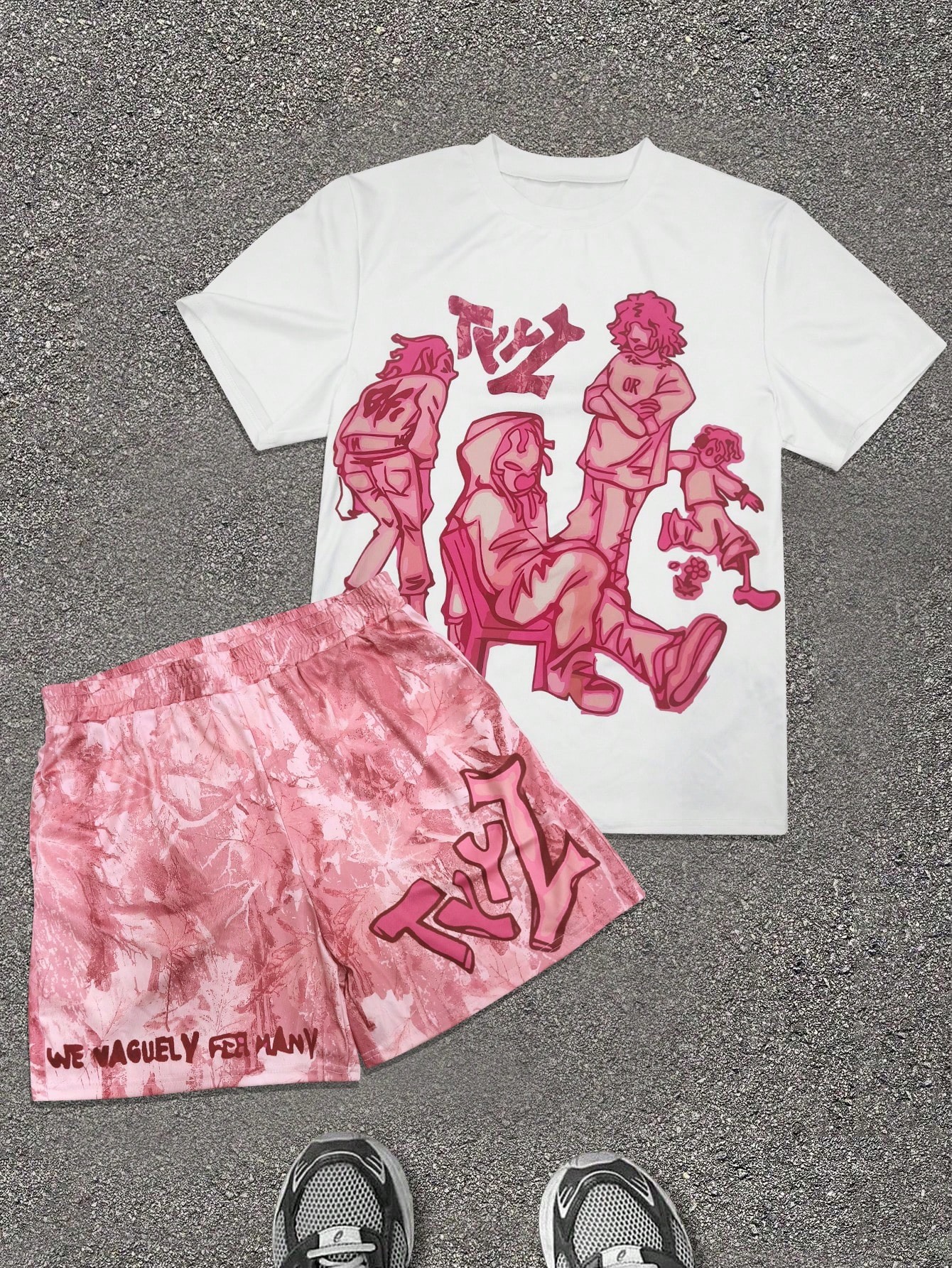 Street Fashion In China - 2026 Summer New Men's Short-Sleeved Shorts