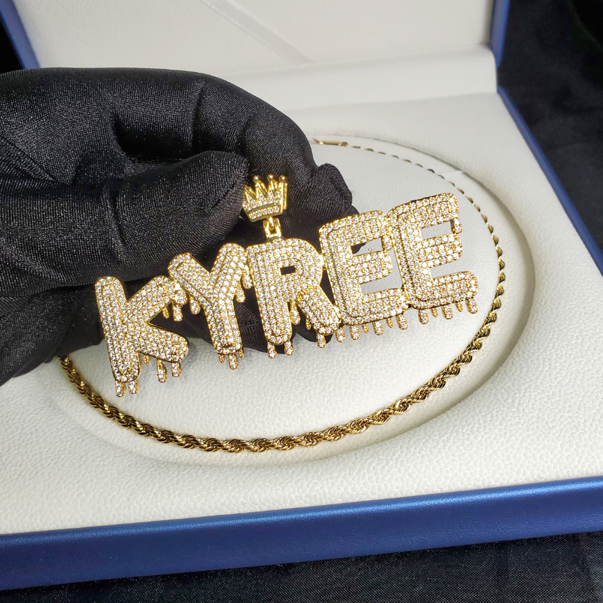 Grandbling Crowned Drip Letter - Street Fashion Necklace avaliação e preço