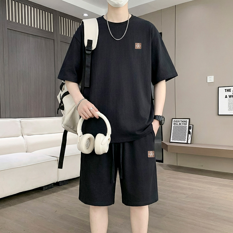 【T-Shirt + 5-Point Shorts】Men' - Street Fashion In China avaliação e preço