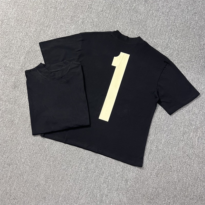 KANYE VULTURES Album Co-brande - Street Fashion Co avaliação e preço